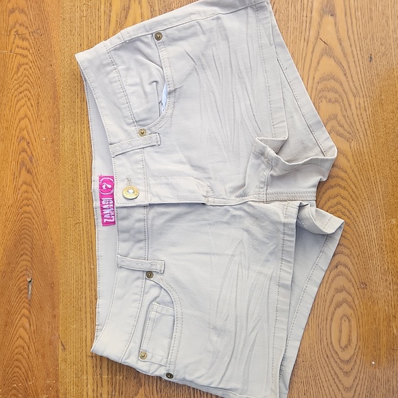 TEEN JUNIOR Girl, Sz M, Summer, Spring, Vacation, Plaid, Khaki, Jean Mini Shorts - Picture 2 of 7